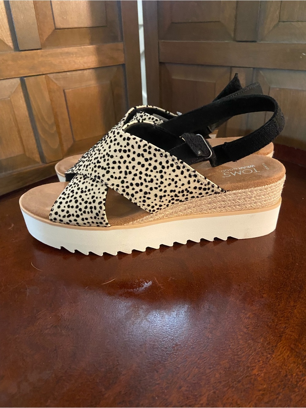 Toms Black & White Speckled Platform Slingback Sandal - Picture 2 of 6